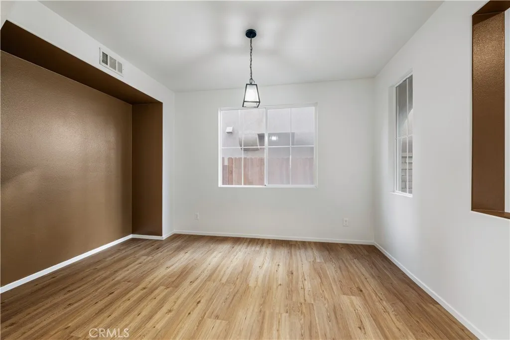 32372 Safflower, Winchester, California 92596 home-pic-15